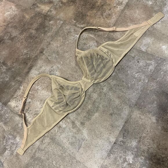 delicates size 36c y2k beige mesh overlay zebra print bra - Picture 6 of 7